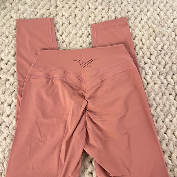 Whitney Simmons X Gymshark Version 2 High wasted legging - Picture 4 of 5